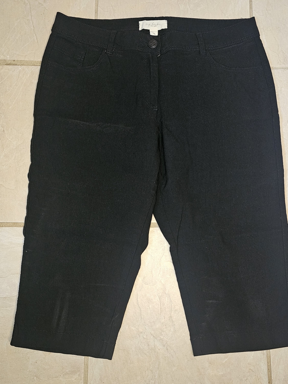 Sag Harbor Black Women's Stretch Capri Pants Size 12